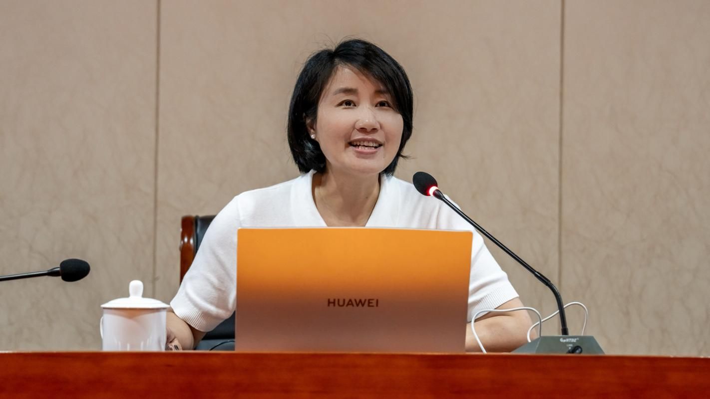 管书记.JPG