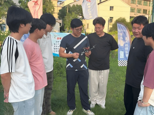 方韶剑.png
